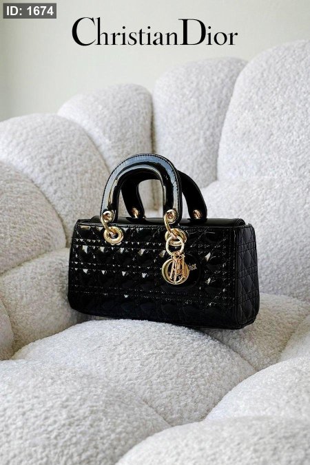 شنطة - LADY Dior - اسود مستطيل <br> <span class='text-color-warm'>نفدت الكمية</span>