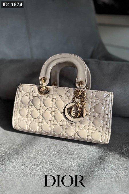 شنطة - LADY Dior - بيج <br> <span class='text-color-warm'>نفدت الكمية</span>