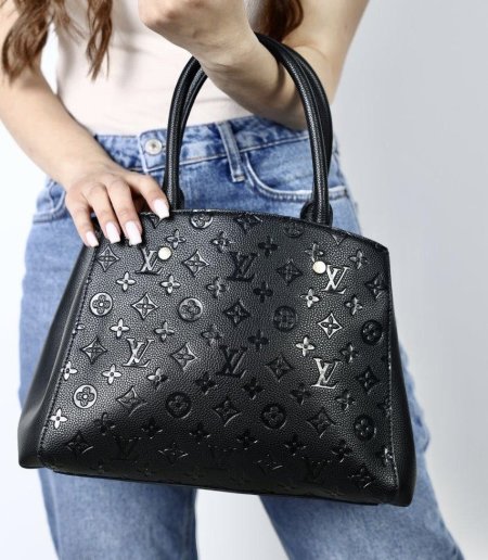 شنطة - Louis Vuitton Montaigne / كوبي ماستر - الاسود <br> <span class='text-color-warm'>نفدت الكمية</span>