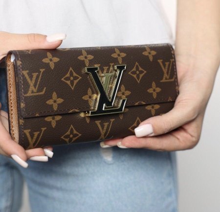 محفظة نقود Louis  Vuitton  - بني